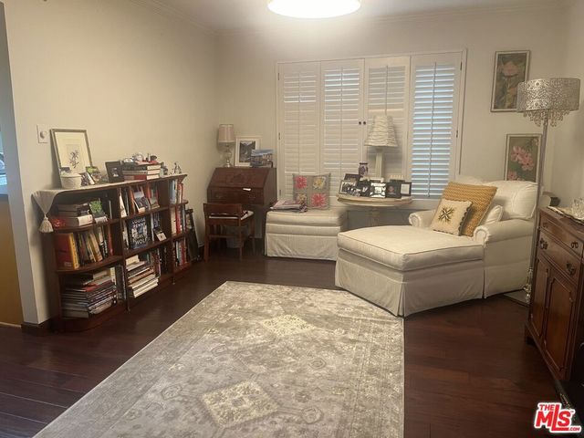5112 Van Noord Avenue, Sherman Oaks, CA 91423