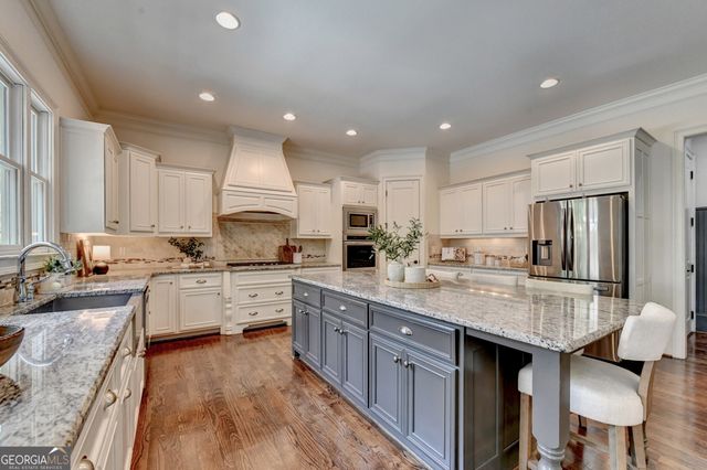 5272 Lacosta Lane, Johns Creek, GA 30022