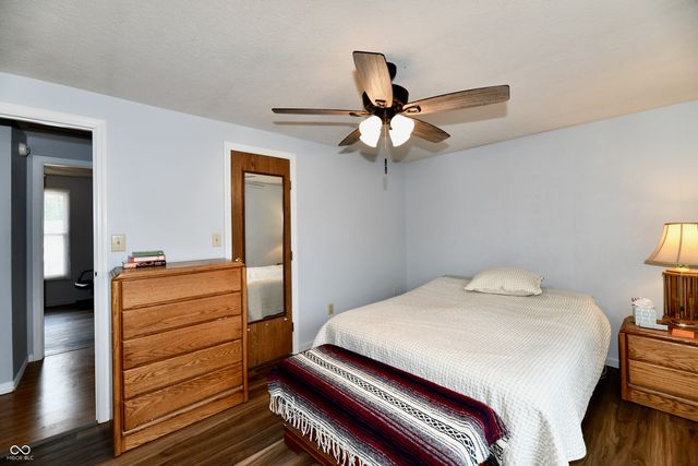 5762 Pilgrim Drive, Indianapolis, IN 46254
