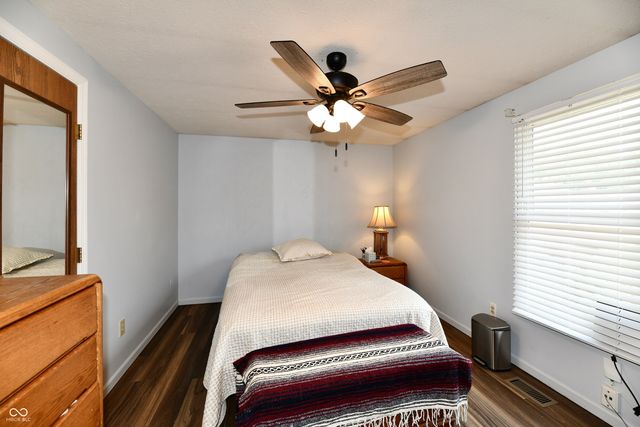 5762 Pilgrim Drive, Indianapolis, IN 46254