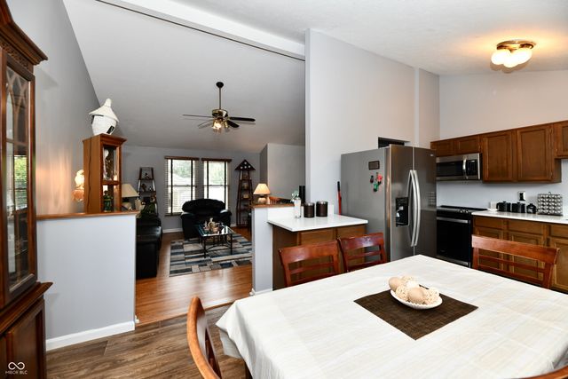 5762 Pilgrim Drive, Indianapolis, IN 46254