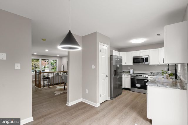 15608 CLIFF SWALLOW WAY, Rockville, MD 20853