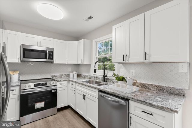 15608 CLIFF SWALLOW WAY, Rockville, MD 20853