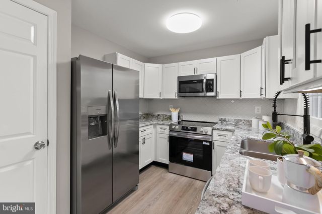 15608 CLIFF SWALLOW WAY, Rockville, MD 20853