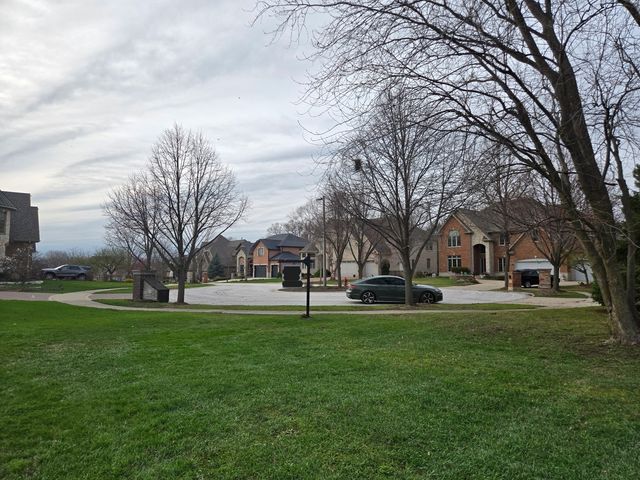 308 Felicia Court, Bloomingdale, IL 60108