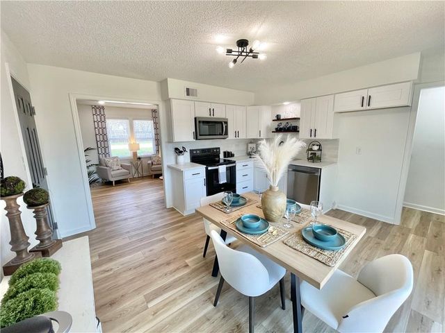 16106 Harris Avenue, Belton, MO 64012