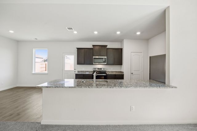 9908 FIGHTING FALCON Way, Fort Worth, TX 76131