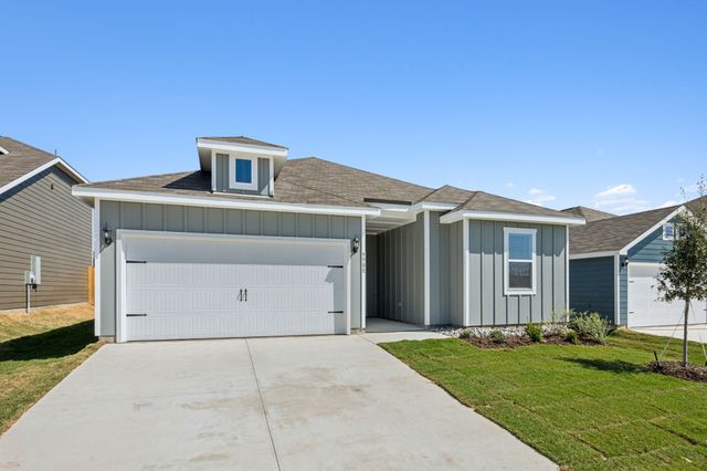 9908 FIGHTING FALCON Way, Fort Worth, TX 76131