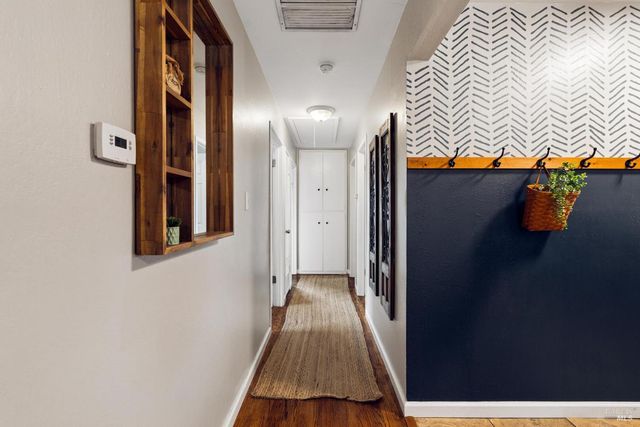 100 Anita Ct, Vacaville, CA 95688