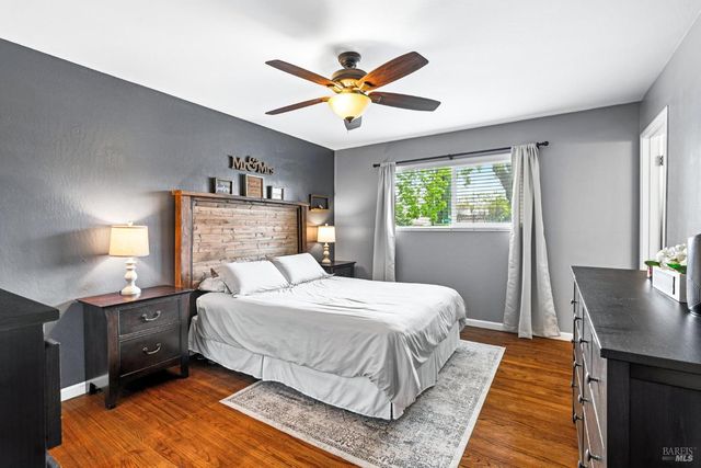 100 Anita Ct, Vacaville, CA 95688