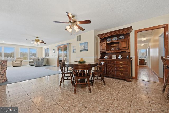 352 RIVERSIDE DR, Pasadena, MD 21122