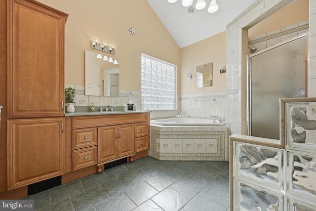 352 RIVERSIDE DR, Pasadena, MD 21122