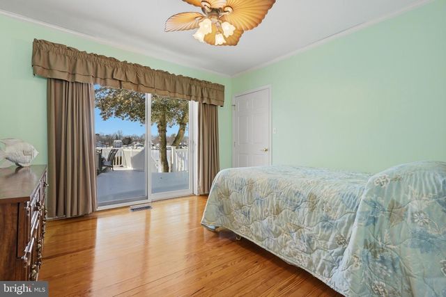 352 RIVERSIDE DR, Pasadena, MD 21122