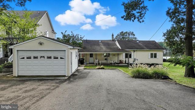 352 RIVERSIDE DR, Pasadena, MD 21122