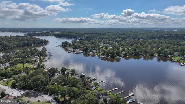 352 RIVERSIDE DR, Pasadena, MD 21122