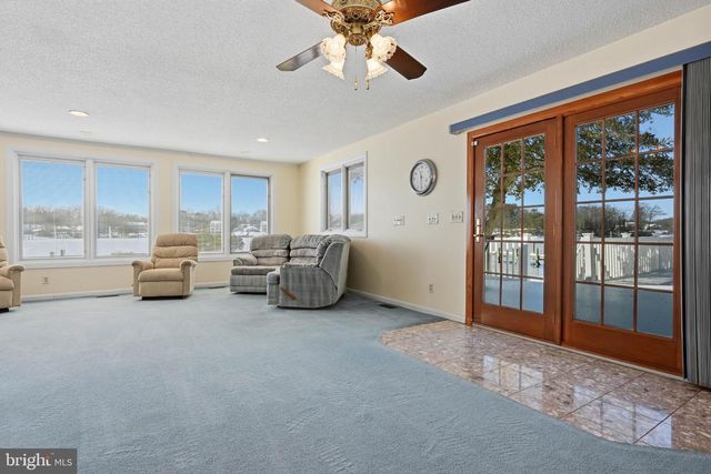 352 RIVERSIDE DR, Pasadena, MD 21122