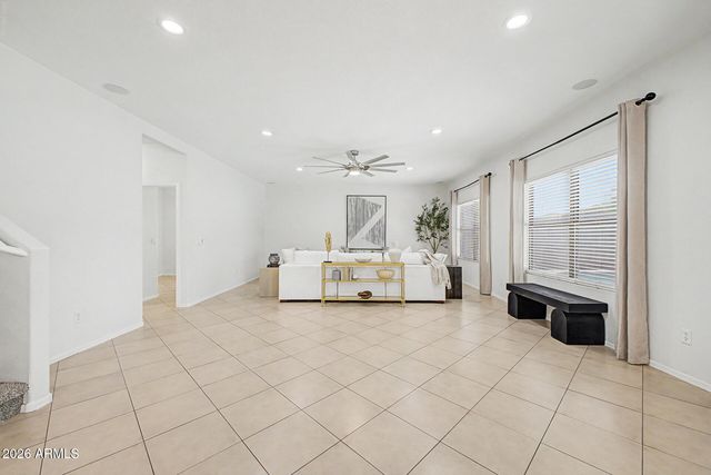 3709 E BETSY Lane, Gilbert, AZ 85296