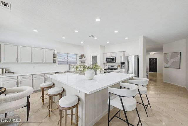 3709 E BETSY Lane, Gilbert, AZ 85296