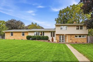 419 SIMONET STREET, Allouez, WI 54301