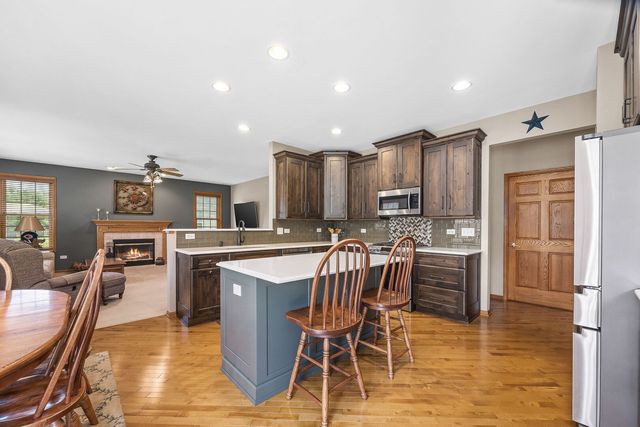 1813 Trevino Circle, Bolingbrook, IL 60490