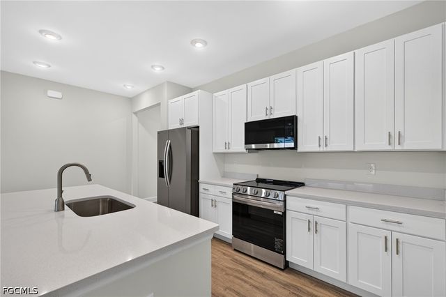 323 NW 18th ST, Cape Coral, FL 33993
