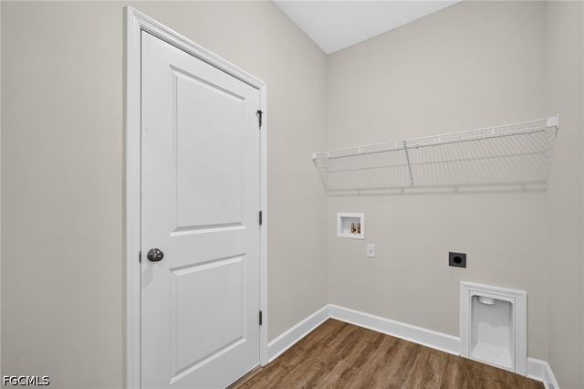 323 NW 18th ST, Cape Coral, FL 33993