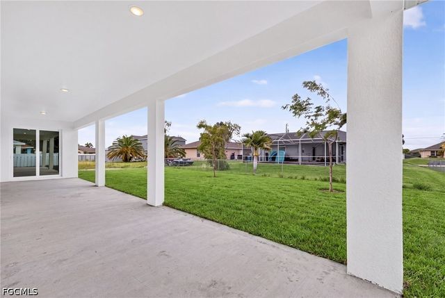 323 NW 18th ST, Cape Coral, FL 33993