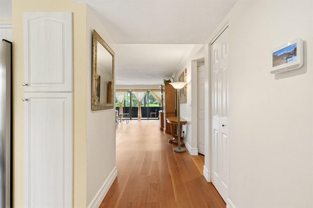 5500 Fairway Park Drive 103, Boynton Beach, FL 33437