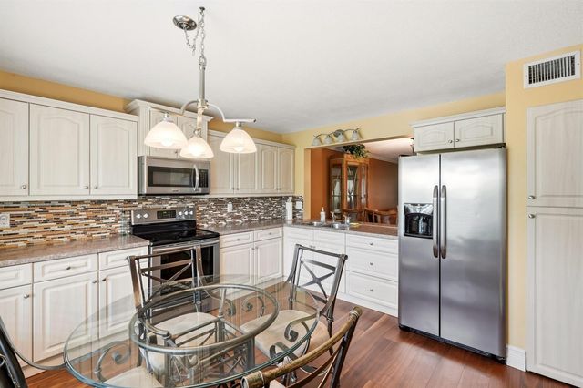 5500 Fairway Park Drive 103, Boynton Beach, FL 33437
