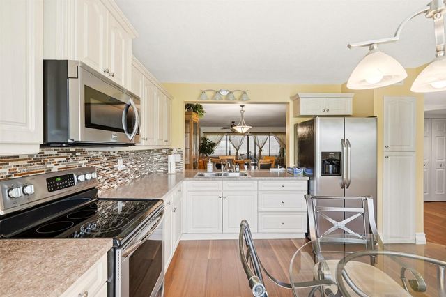 5500 Fairway Park Drive 103, Boynton Beach, FL 33437