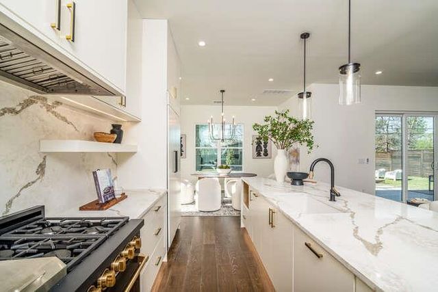 1305 Morrow ST, Austin, TX 78757