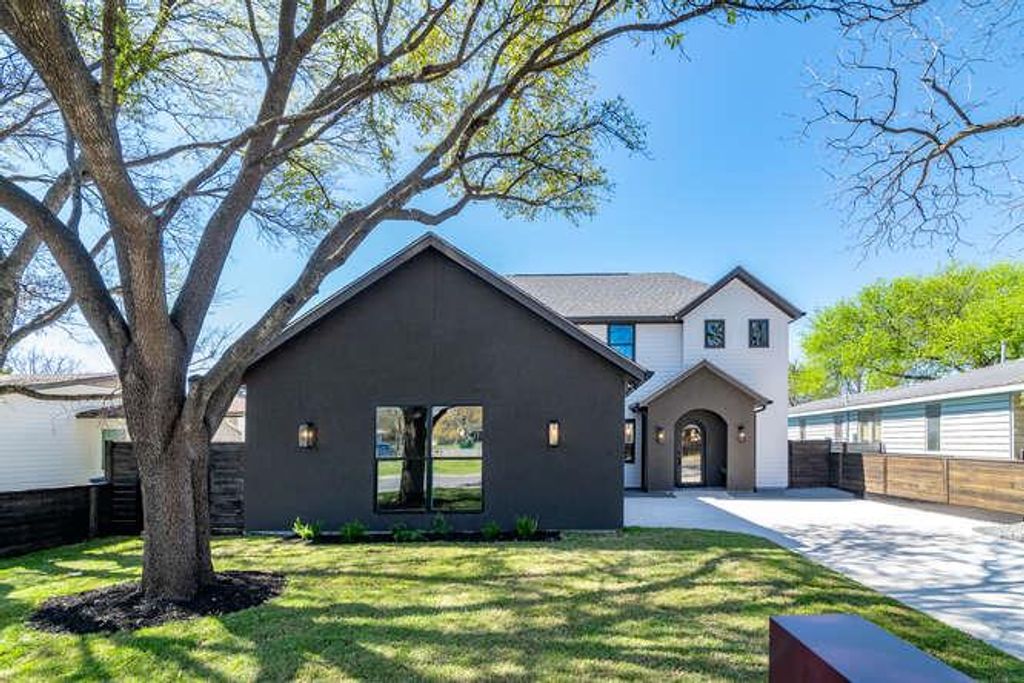 1305 Morrow ST, Austin, TX 78757