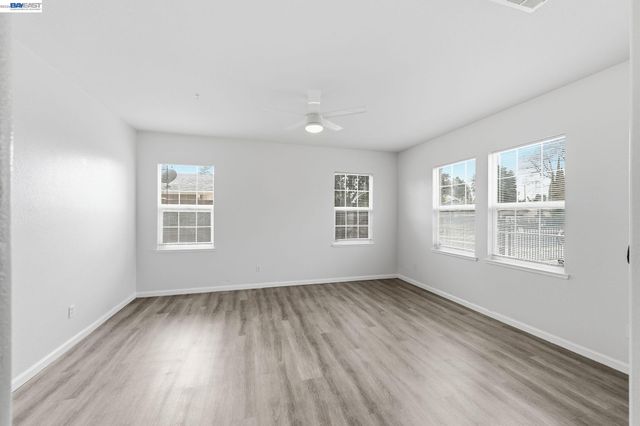 1405 Cat Tail Dr, Stockton, CA 95204