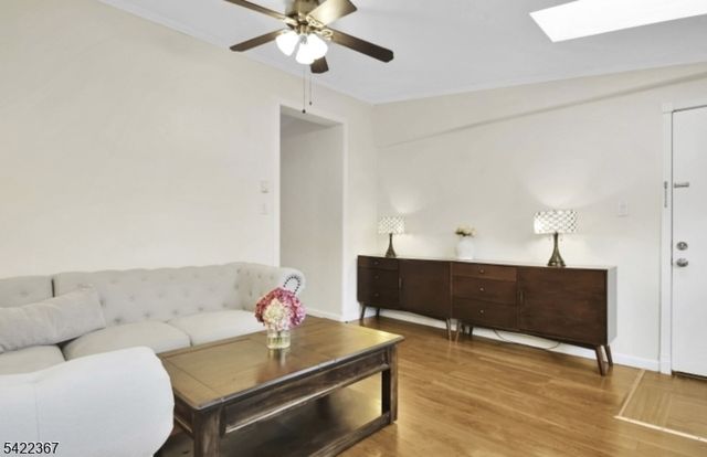 3 Prospect St 2D, Mount Arlington Boro, NJ 07856