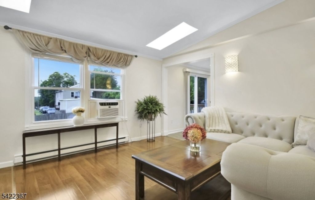 3 Prospect St 2D, Mount Arlington Boro, NJ 07856