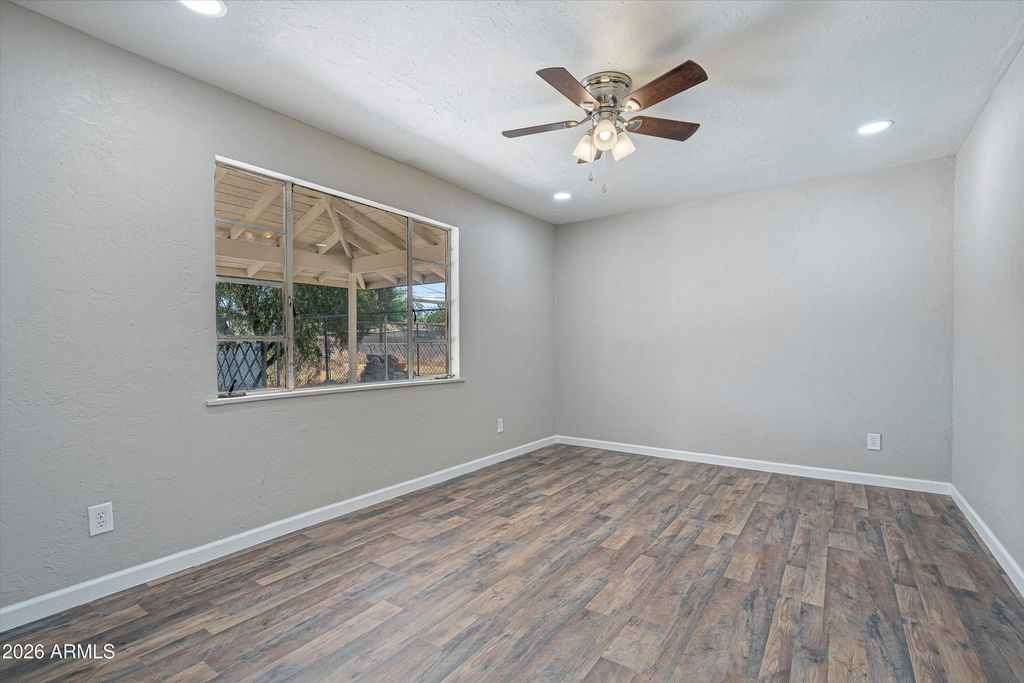 Image 12 of property listing at 5618 E 31ST Street, Tucson, AZ 85711