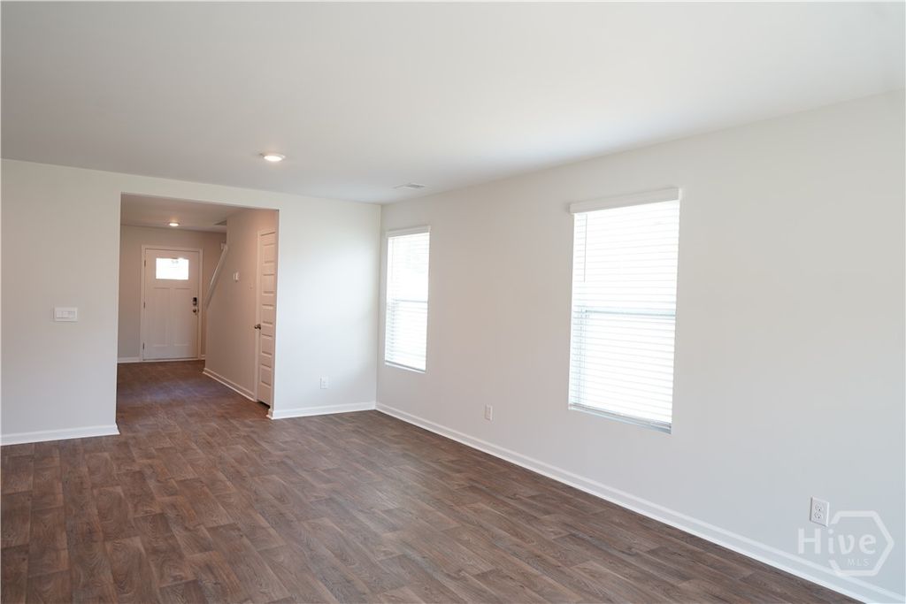 Image 4 of property listing at 123 Painted Lady Loop, Savannah, GA 31419