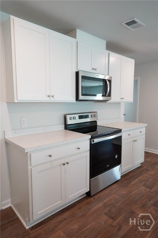 Image 6 of property listing at 123 Painted Lady Loop, Savannah, GA 31419