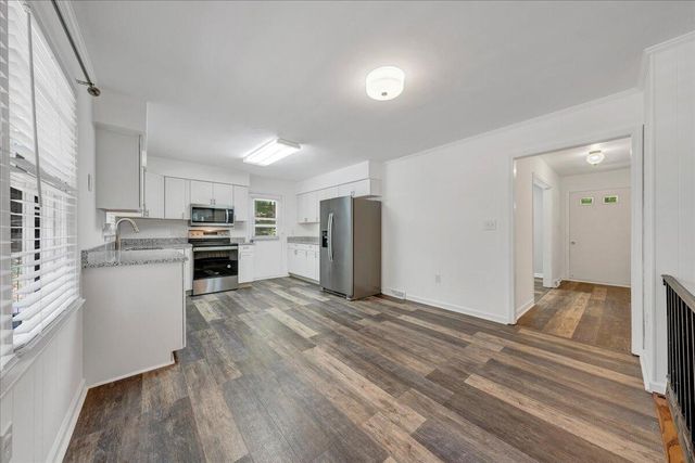 3439 Meadowlark RD, Roanoke, VA 24018