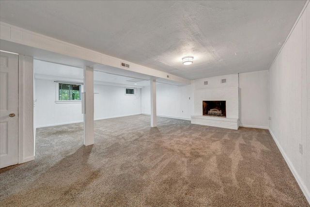 3439 Meadowlark RD, Roanoke, VA 24018