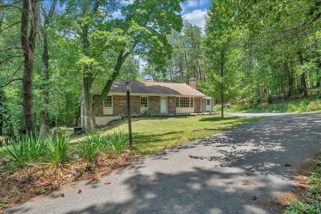 3439 Meadowlark RD, Roanoke, VA 24018
