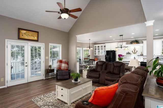 378 LAKEVIEW CIRCLE, Alpine, AL 35014