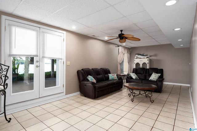 378 LAKEVIEW CIRCLE, Alpine, AL 35014