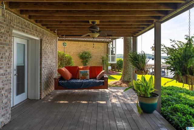 378 LAKEVIEW CIRCLE, Alpine, AL 35014