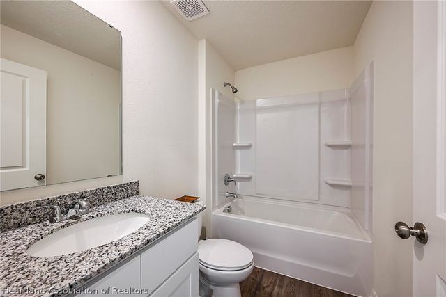 704 OAK HAMMOCK Way, Avon Park, FL 33825