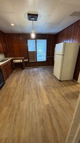 59 E Burdick Street, Oxford, MI 48371