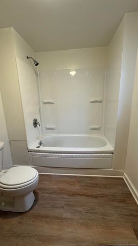 59 E Burdick Street, Oxford, MI 48371