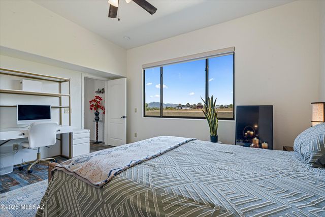 49 S Crown Plaza, Vail, AZ 85641