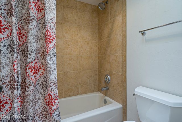 49 S Crown Plaza, Vail, AZ 85641