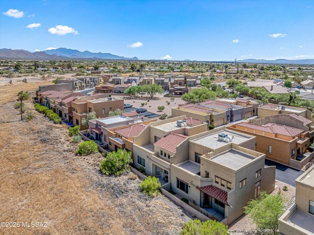 49 S Crown Plaza, Vail, AZ 85641